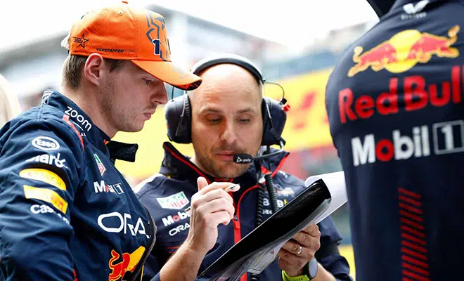 F1 team driver and race engineer