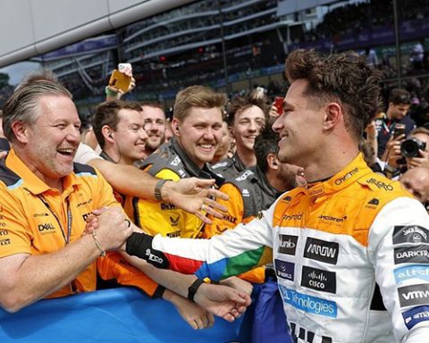McLaren Quest for Victory