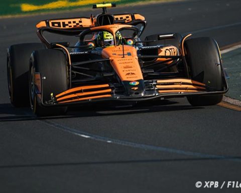 McLaren's Mixed Day Strong in FP1 Falls in FP2