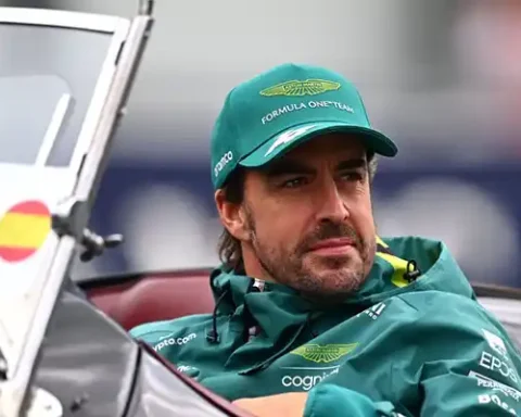 Alonso Weighs Key Factors for Aston F1 Contract