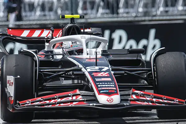 Hülkenberg Storms into Q3 Magnussen on Brink of Race Ban