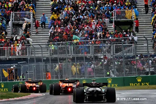 Red Bull benefits from the battle between Ferrari McLaren