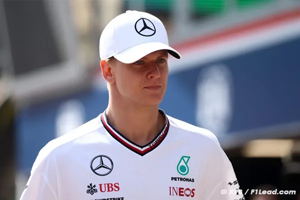 Schumacher The Grueling Fight to Reclaim F1 Glory