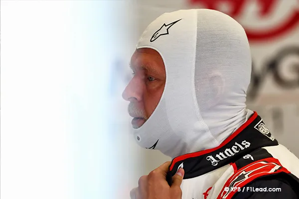 Magnussen Merits F1 Spot Suggests Hulkenberg