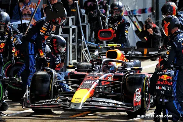 Red Bull's Dual Fates Verstappen Excels Pérez Falters