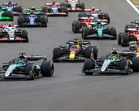 Mercedes F1 Sure of Strong Start, Overcomes Issues