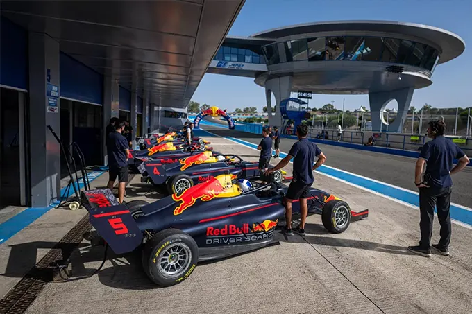 Jerez Trials Conclude: Red Bull Enlists Two New Drivers