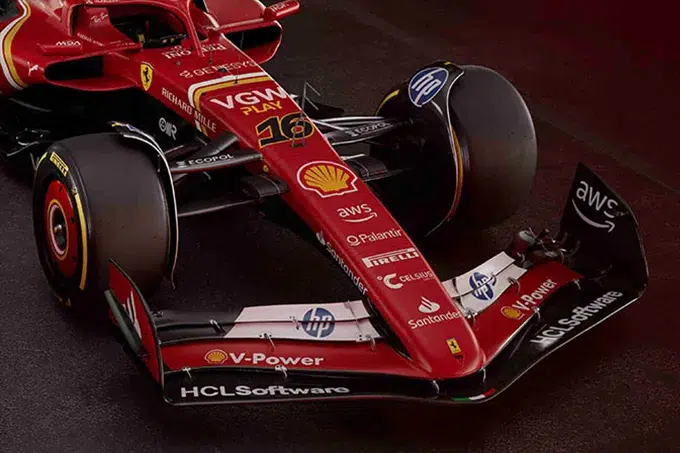 Ferrari's Monza Livery Pays Tribute to Carbon