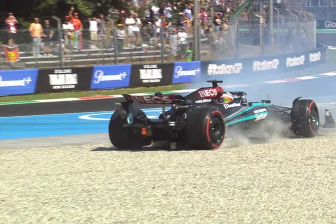 Kimi Antonelli begins in F1 with a major crash during Free Practice 1 at Monza