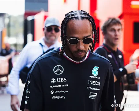 Hamilton - Russell Calm Fears Over F1 Floor