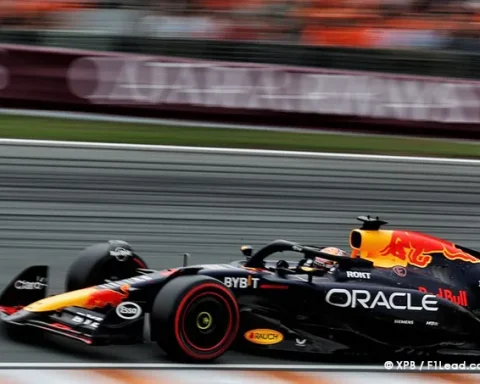 Monza FP1 - Verstappen Leads Antonelli Crashes