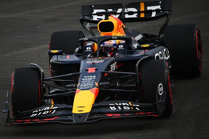 Verstappen Dominates; McLaren Clings to Hope