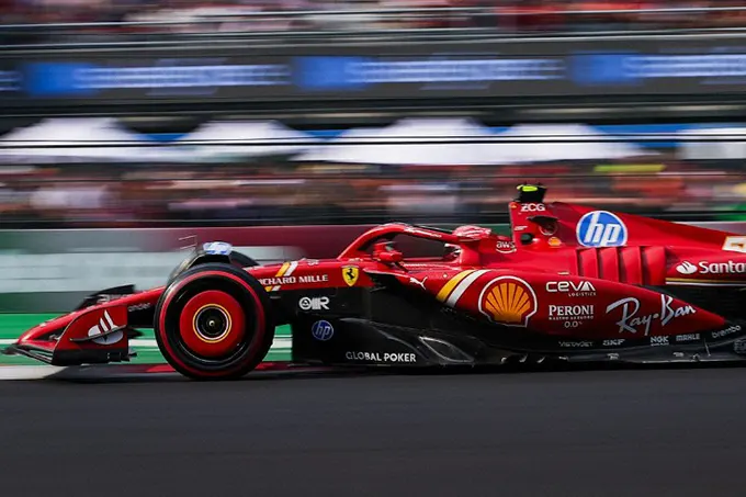 Ferrari's Sainz Eyes Victory After Near-Perfect Qualifying