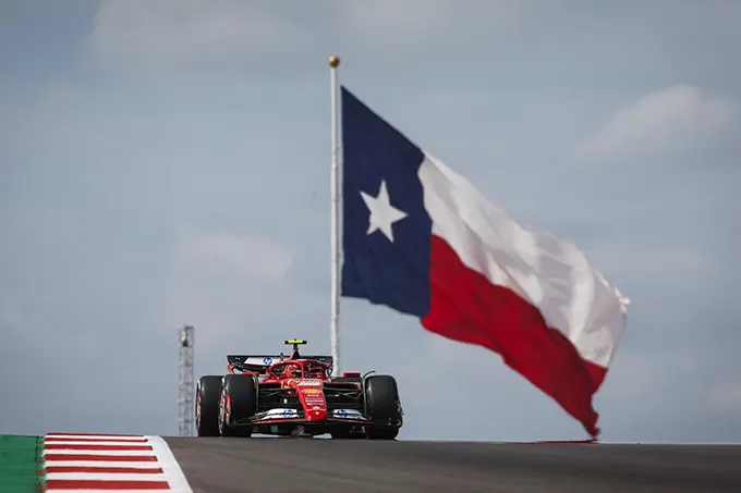 Sainz Tops Ferrari 1-2 as Verstappen Lurks in US GP Practice