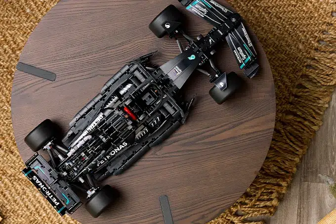 Lego Technic’s Mercedes F1: The Ultimate Christmas Gift