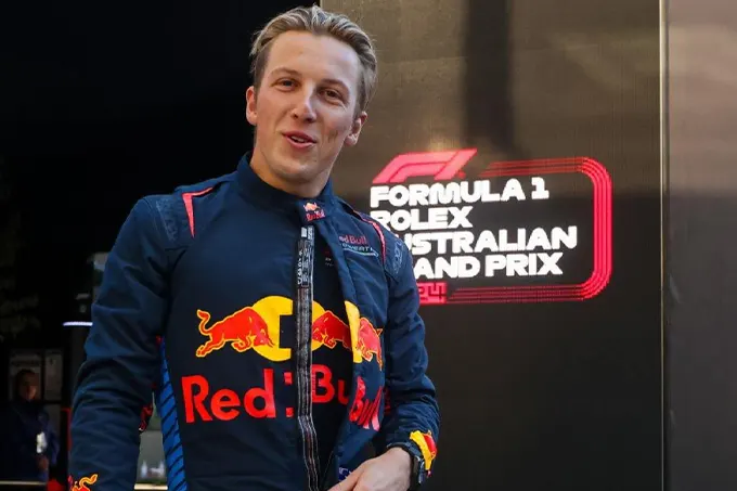 Red Bull’s Lawson Faces Online Abuse, Stops Scrolling