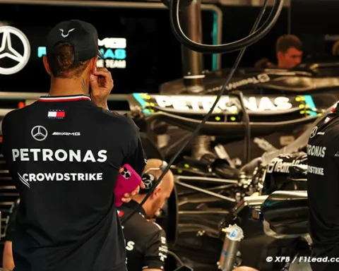 wolff - Hamilton Can't Drive W15 as Updates Fail to Suit