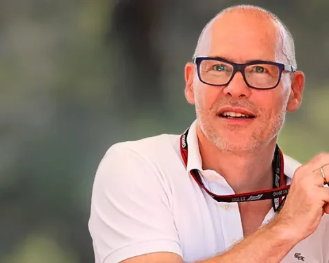 Villeneuve Questions Briatore’s View on Hamilton to Ferrari