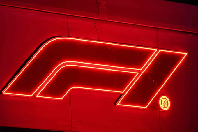 F1’s Biggest Launch Show Hits London at 8:45 PM!