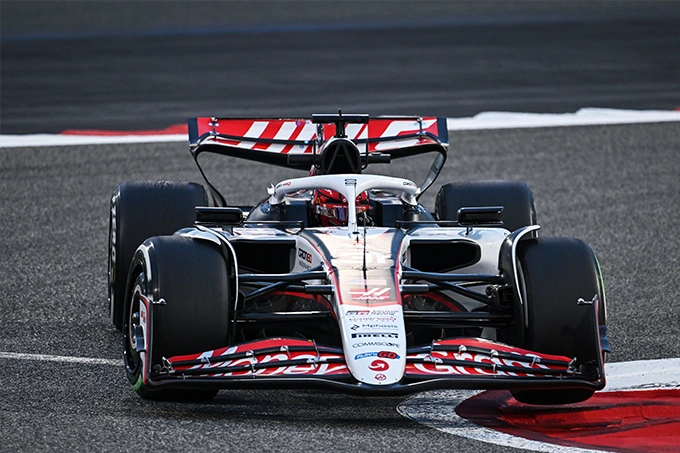 Esteban Ocon kicks off his Haas journey while Ollie Bearman makes his F1 debut. Haas eyes a strong start in Melbourne’s high-stakes opener.