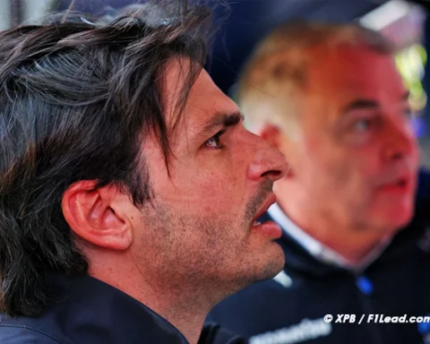 Williams: The Unexpected Contender? Sainz Feels Right at Home